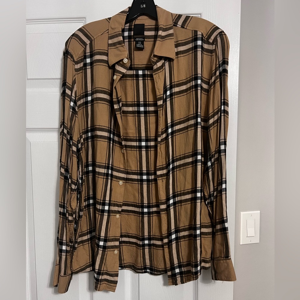 H&M Men’s Casual Button Down